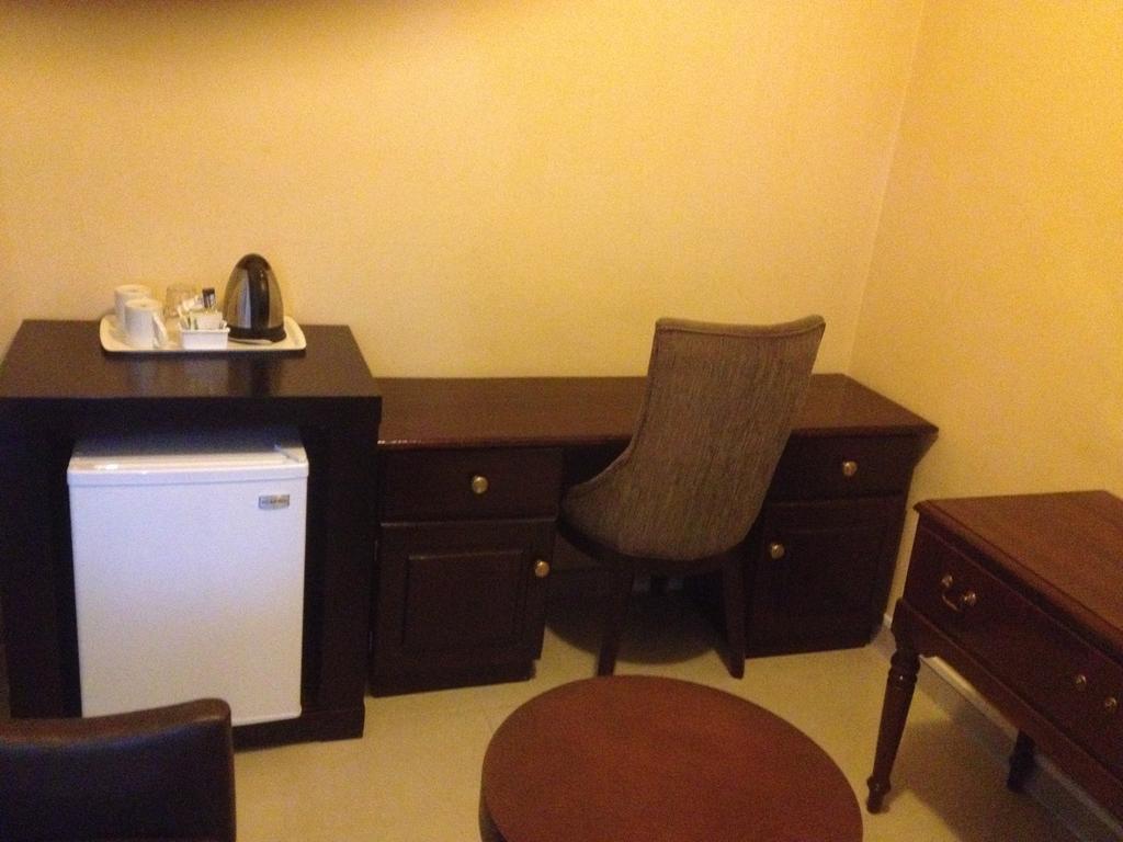 Kadoma Hotel & Conference Centre エクステリア 写真