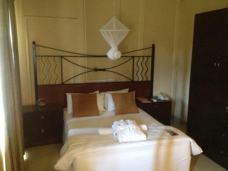 Kadoma Hotel & Conference Centre エクステリア 写真